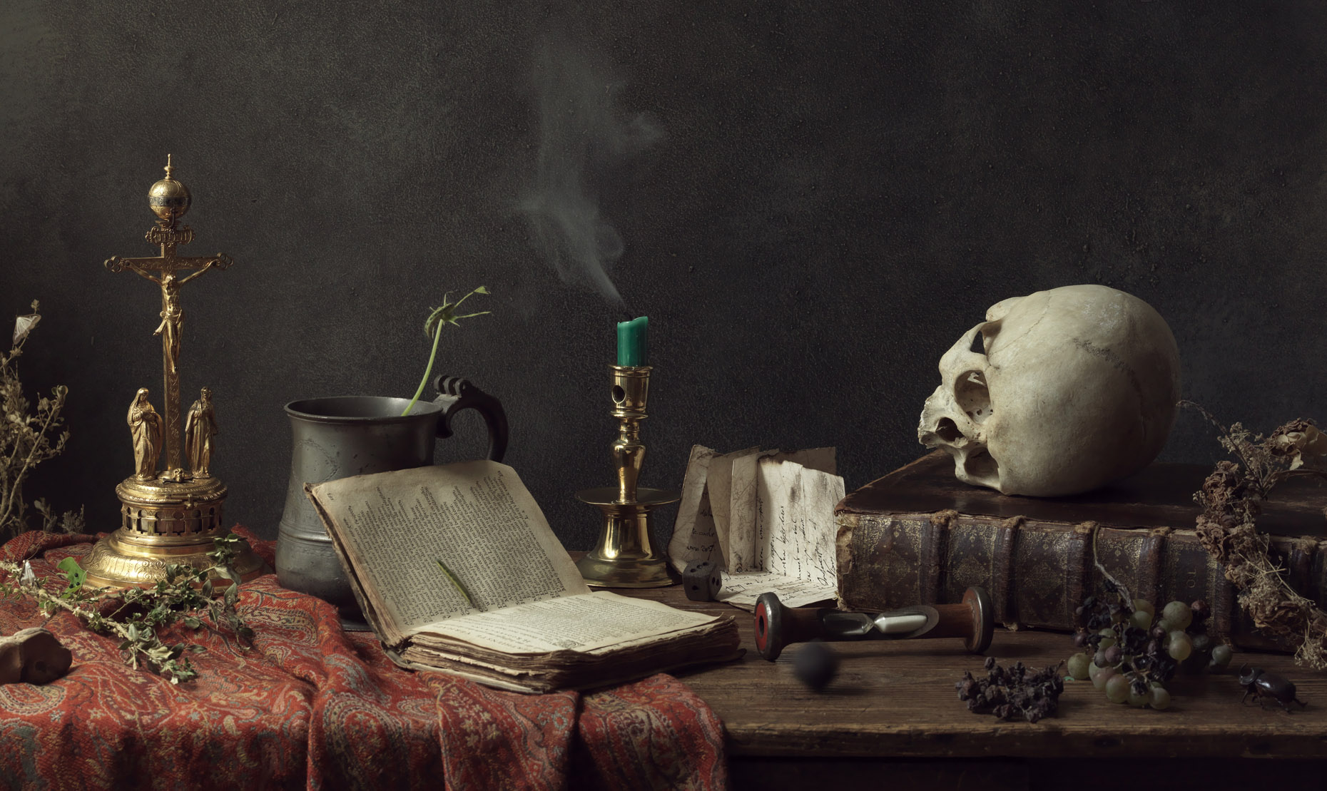 Pestinental by Frank van Driel